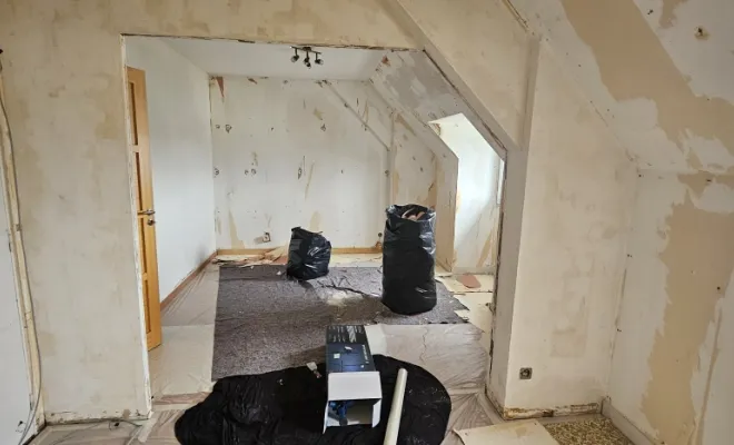Démolition du lambris mur et plafond